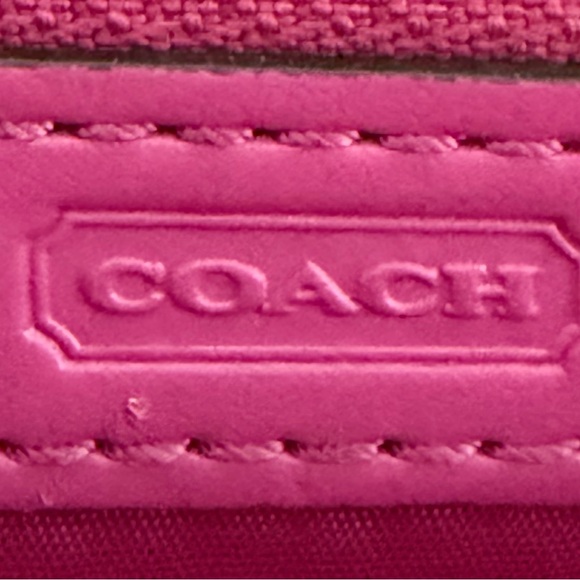 Coach Quilted Zip-Around Wallet - Pink - Picture 2 of 10